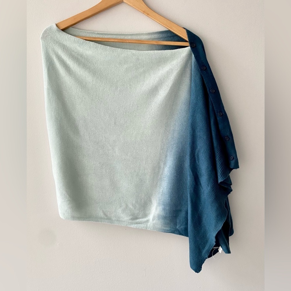 Dip-Dye Poncho Scarf - Picture 3 of 10